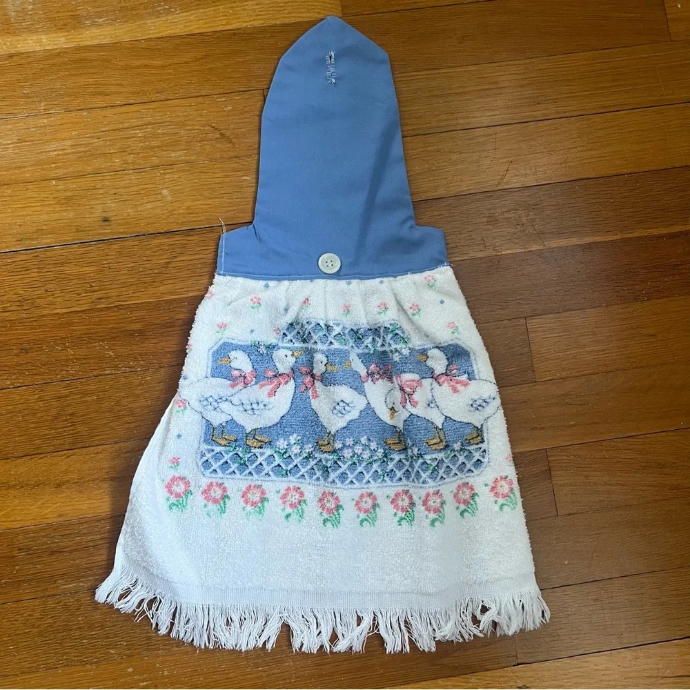 Set of two vintage Geese Towels - Picture 6 of 9